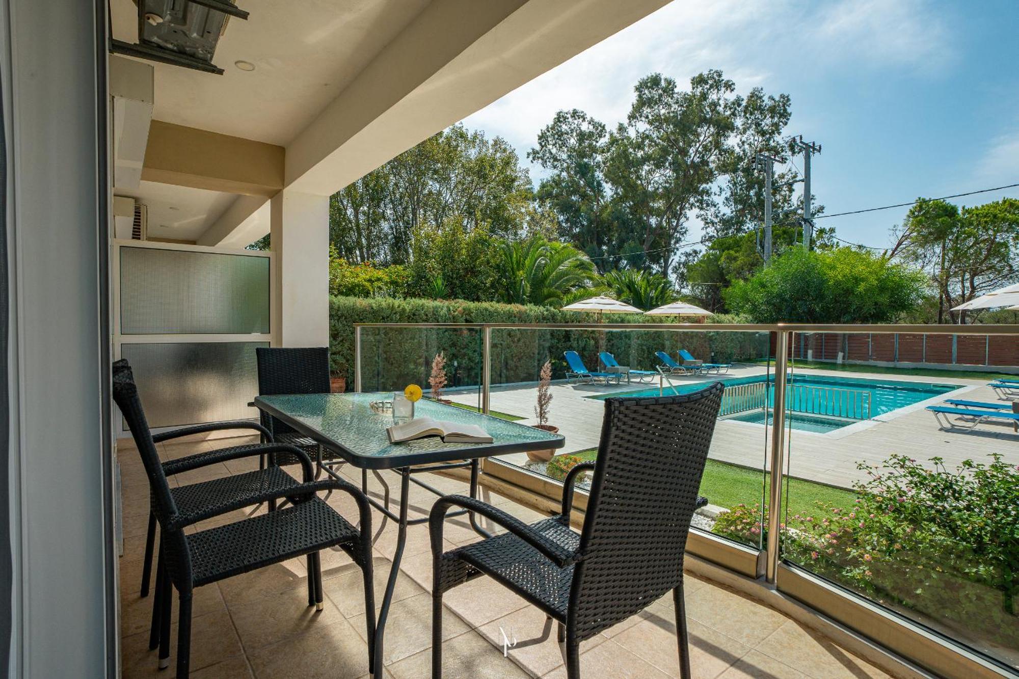 Nancy'S Budget Villa With Pool & Jacuzzi By "Elite" Laganas Bagian luar foto