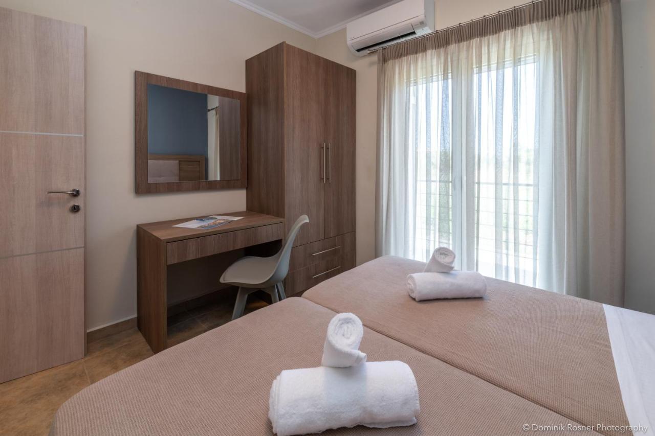 Nancy'S Budget Villa With Pool & Jacuzzi By "Elite" Laganas Bagian luar foto